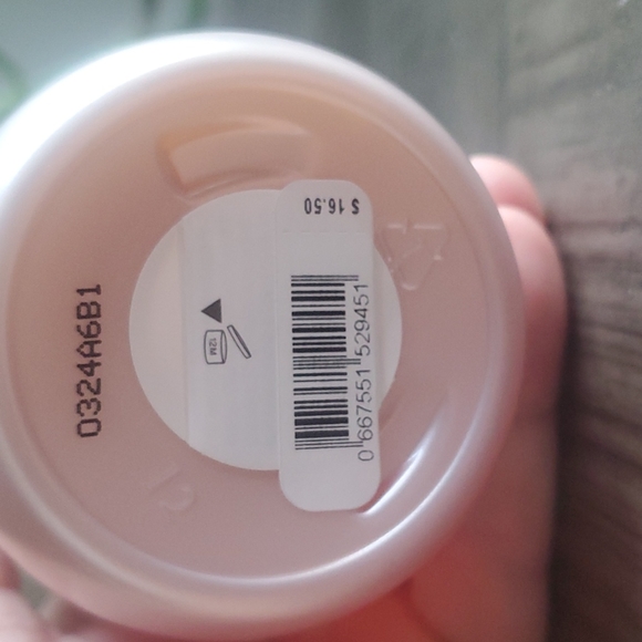 VICTORIA'S SECRET  Bronze Coconut Self tanning water 💧 - Picture 3 of 4